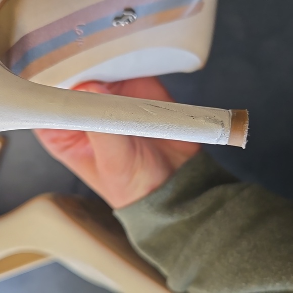 Hazel Pointed Toe Pump - Picture 4 of 5